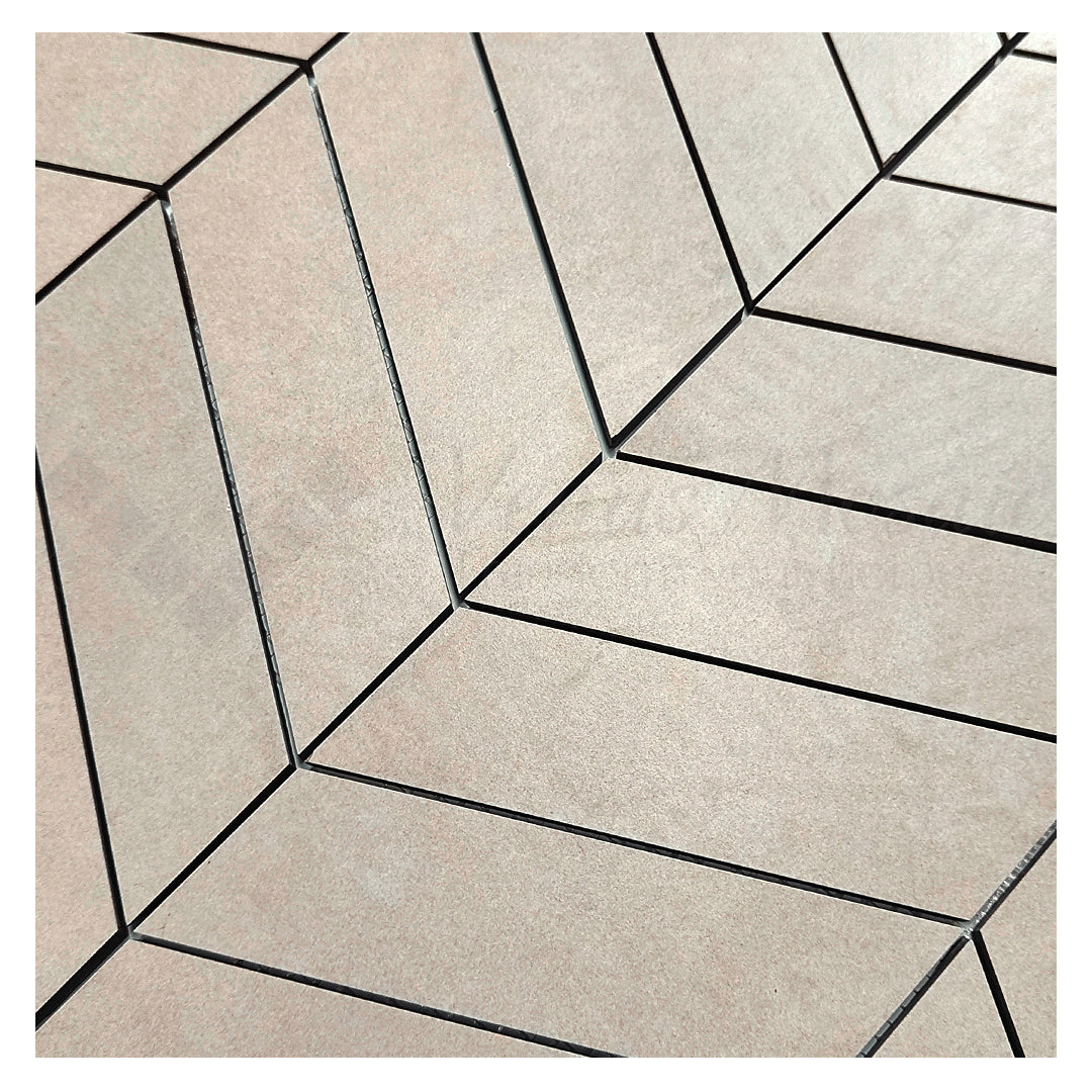 Venus Mosaic Porcelain Arrow Tile